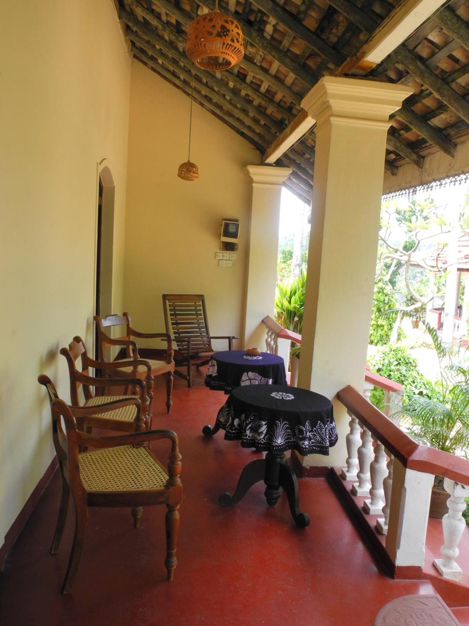Top Of The Hill Guesthouse Weligama Eksteriør bilde