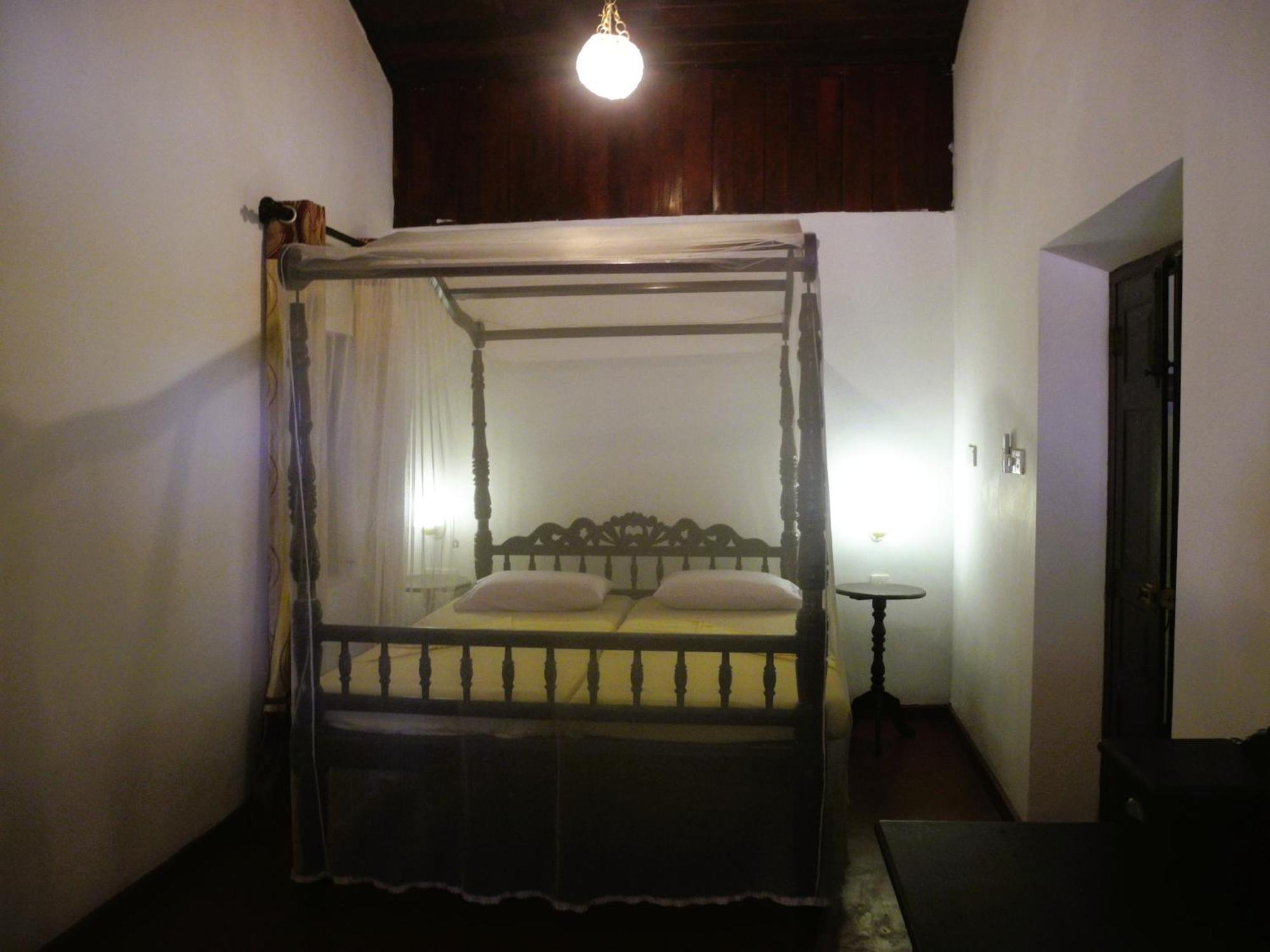 Top Of The Hill Guesthouse Weligama Eksteriør bilde
